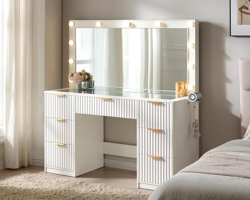 Amara Fluted Vanity Table with Hollywood Lights, Tempered Glass Top & 7 Drawers